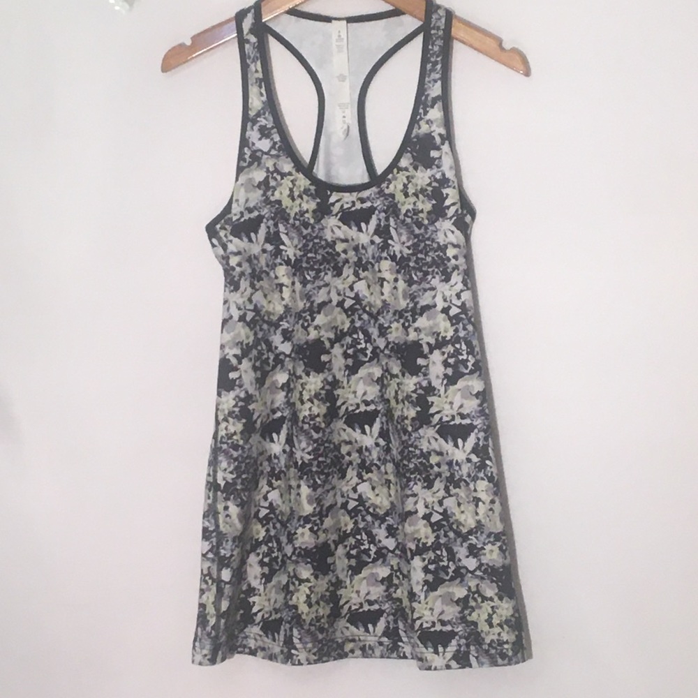 Lululemon racer back athletic top. 8